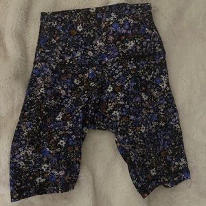 Lululemon align biker shorts